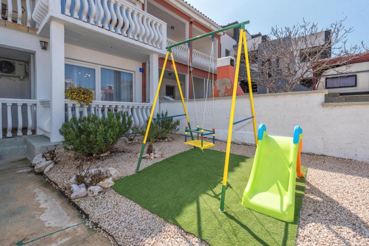 Apartment Tema Vir Exterior foto